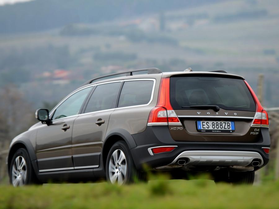  Volvo XC70 D4 Polar 2014 года  (фото 12 из 18)
